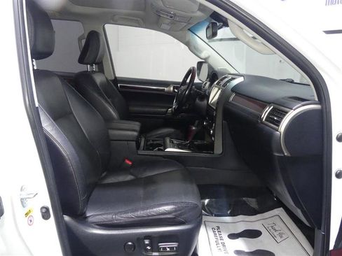 Used 2018 Lexus GX 460 Premium image 23