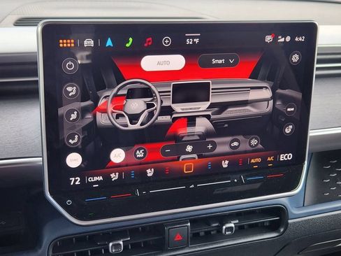 New 2025 Volkswagen ID. Buzz Pro S RWD image 12