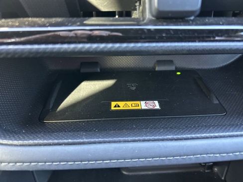 Used 2025 Toyota Highlander XSE image 21