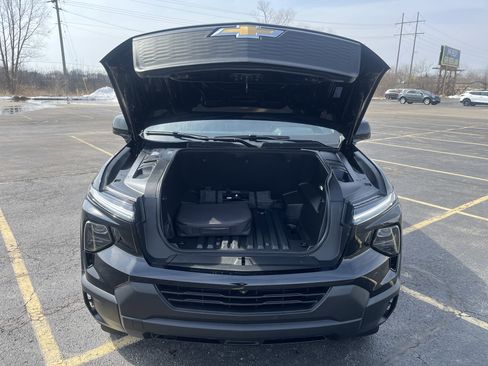 Used 2024 Chevrolet Silverado EV W/T image 11