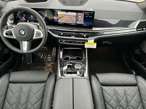 New 2026 BMW X7 xDrive40i w/ M Sport Package image 10