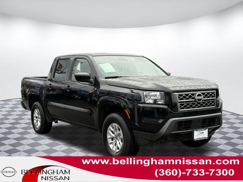 Used 2024 Nissan Frontier SV image 1