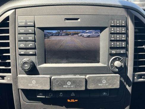 Used 2019 Mercedes-Benz Metris Passenger image 27