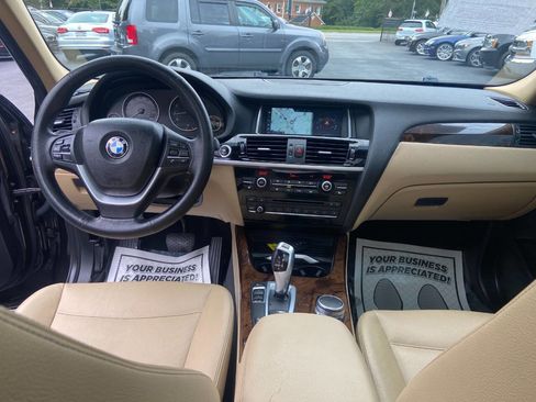 Used 2017 BMW X3 sDrive28i image 11