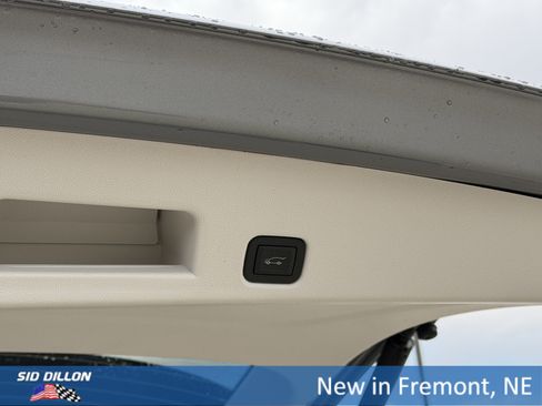 New 2026 GMC Acadia Denali w/ Super Cruise Package image 7