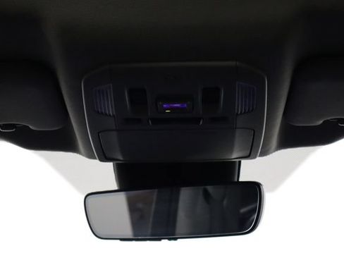 Used 2023 Toyota Highlander XLE FWD image 25