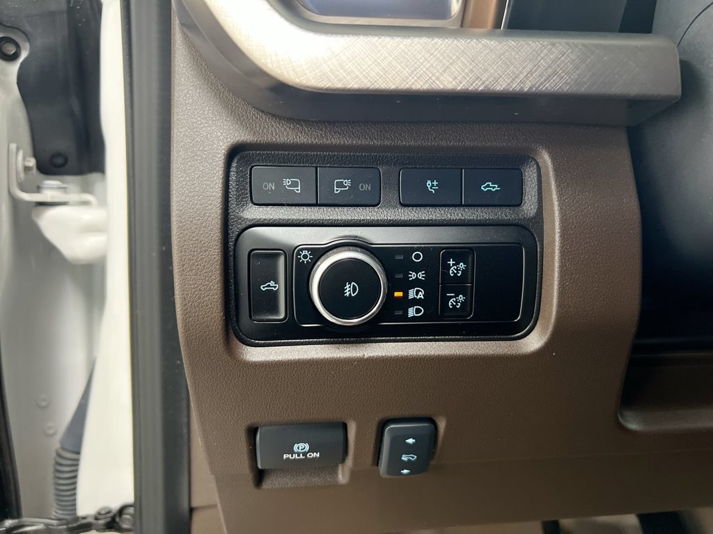 Used 2024 Ford F250 King Ranch w/ Chrome Package AWD/4WD image 19
