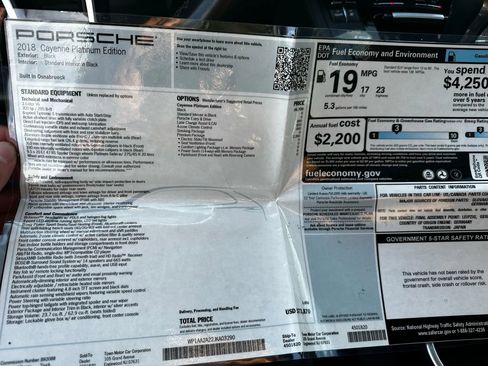 Used 2018 Porsche Cayenne image 31