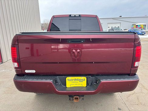 Used 2018 RAM 2500 Laramie w/ Sport Appearance Group AWD/4WD image 4