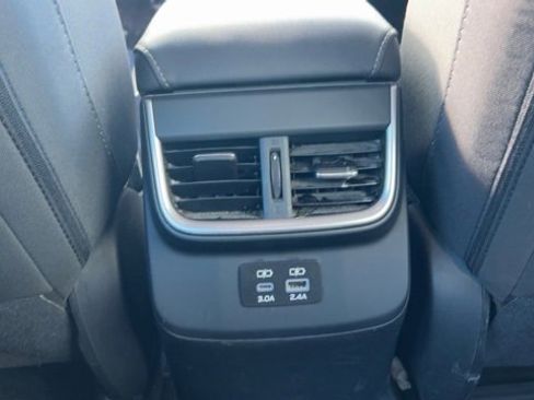 Used 2024 Subaru Legacy Premium image 18