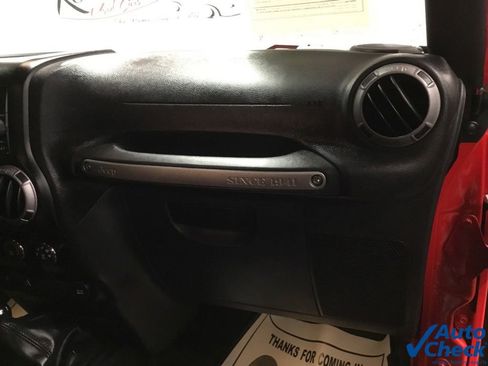 Used 2015 Jeep Wrangler Sport w/ Quick Order Package 23S AWD/4WD image 30