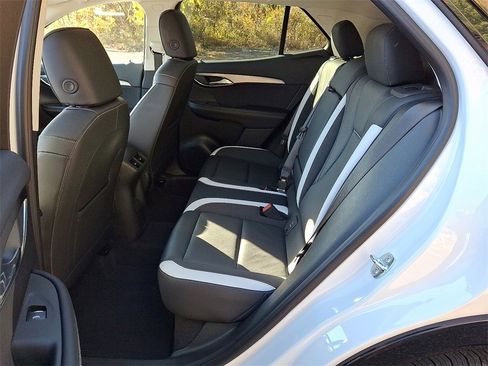 Certified 2025 Buick Envision Sport Touring image 10