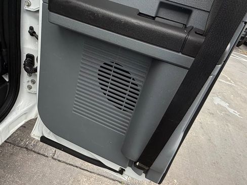 Used 2015 Ford F250 XL w/ XL Appearance Package image 15