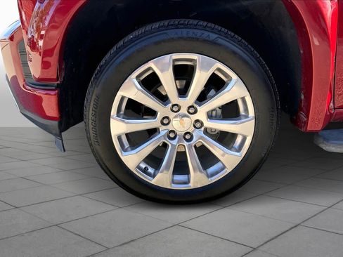 Used 2020 Chevrolet Silverado 1500 High Country w/ Technology Package image 10