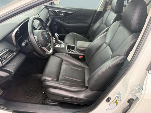 Used 2022 Subaru Outback Limited AWD/4WD image 5