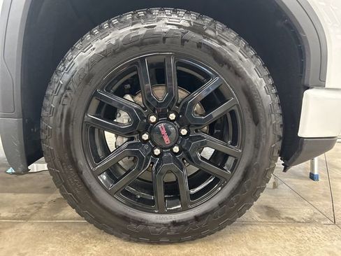 Used 2023 GMC Sierra 1500 Elevation AWD/4WD image 26