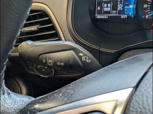 Used 2022 Ford Edge SEL AWD/4WD image 21