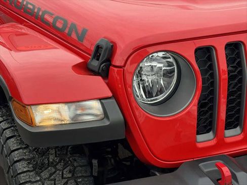 Used 2022 Jeep Gladiator Rubicon w/ Cold Weather Group image 7