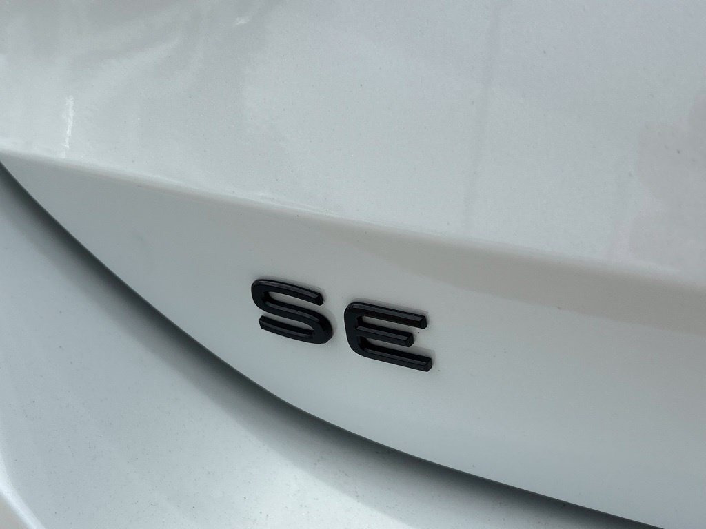 New 2026 Volkswagen Tiguan SE R-Line FWD image 50