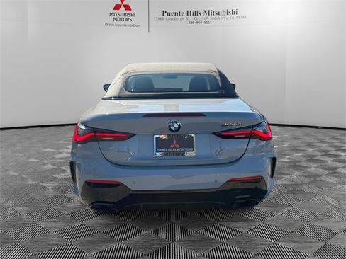 Used 2024 BMW M440i Convertible w/ Premium Package image 6