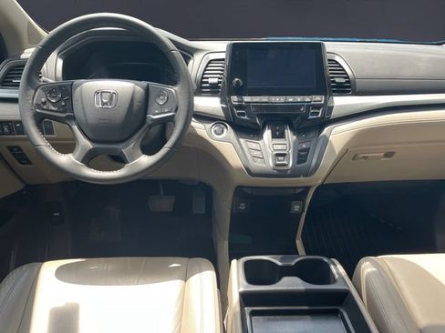 Certified 2024 Honda Odyssey EX-L image 10
