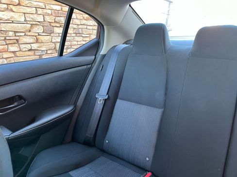 Used 2025 Nissan Sentra SV image 37