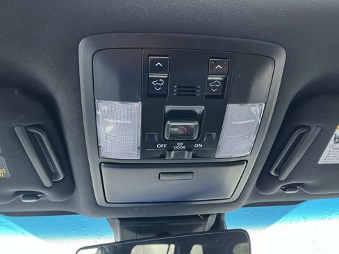 Used 2022 Lexus GX 460 Premium image 35