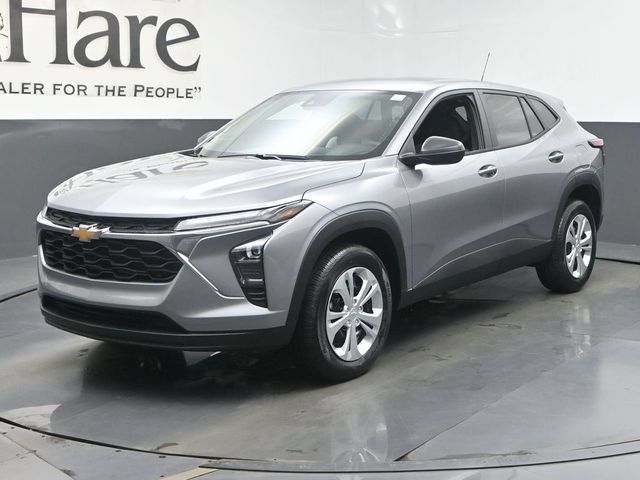 New 2026 Chevrolet Trax LS FWD image 12