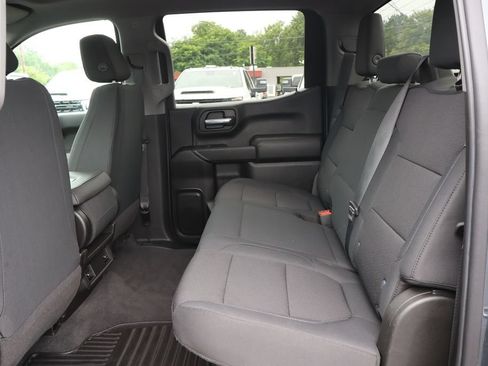 Used 2020 Chevrolet Silverado 1500 Custom Trail Boss w/ Custom Convenience Package AWD/4WD image 18