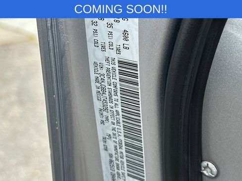 Used 2018 Jeep Compass Latitude w/ Popular Equipment Group image 29