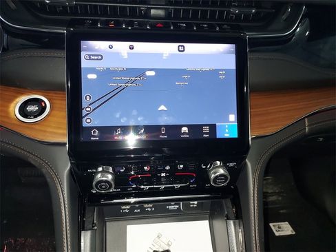 New 2025 Jeep Grand Cherokee L Summit image 24