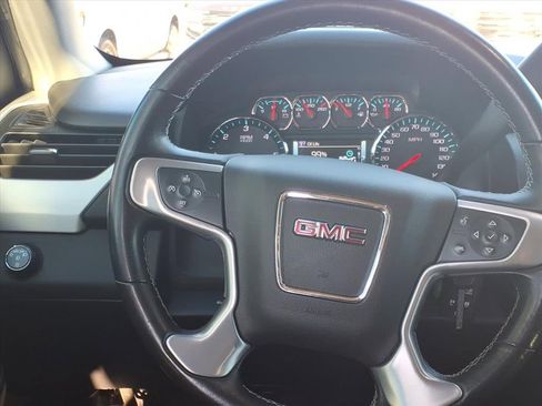 Used 2020 GMC Yukon SLE image 20