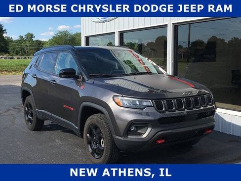 Used 2024 Jeep Compass Trailhawk w/ Sun and Sound Group AWD/4WD image 1