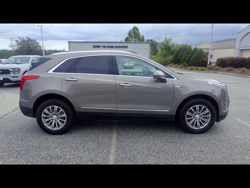 Used 2019 Cadillac XT5 Luxury AWD/4WD image 9