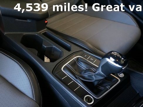 Certified 2025 Volkswagen Jetta SE image 51