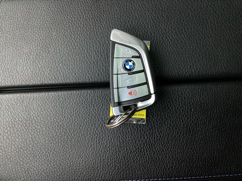 Used 2020 BMW 530i w/ M Sport Package RWD image 43