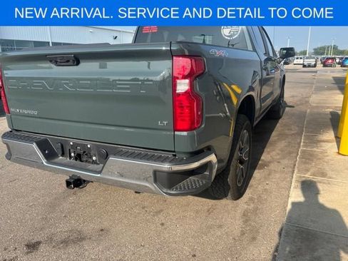 Used 2025 Chevrolet Silverado 1500 LT AWD/4WD image 7