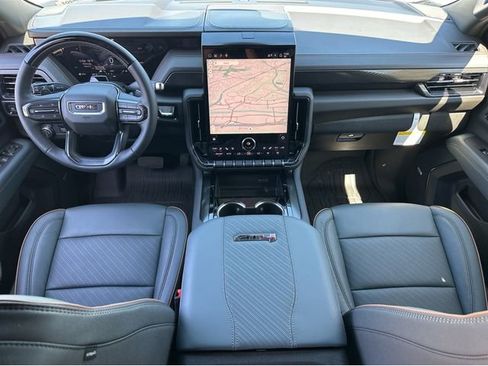 New 2026 GMC Yukon AT4 image 7