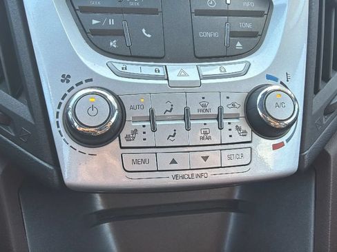 Used 2015 Chevrolet Equinox LT w/ Safety Package FWD image 29