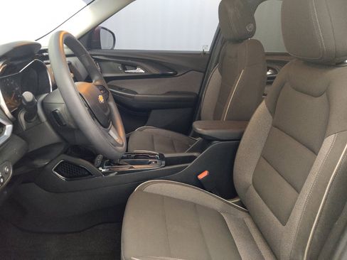 Used 2021 Chevrolet TrailBlazer LT w/ Convenience Package AWD/4WD image 17