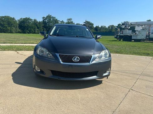 Used 2010 Lexus IS 250 AWD image 3