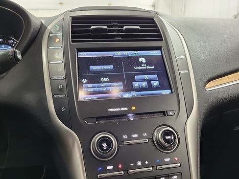 Used 2015 Lincoln MKC AWD w/ Equipment Group 101A Select image 11