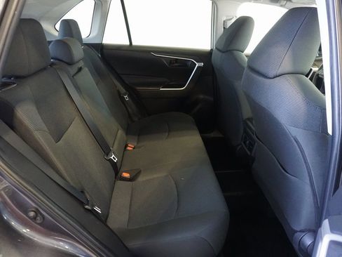 Certified 2022 Toyota RAV4 LE image 21