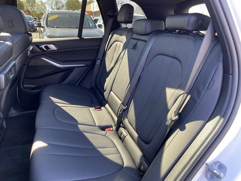 Used 2022 BMW X5 sDrive40i image 25
