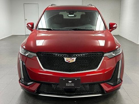 New 2025 Cadillac XT6 Sport w/ Technology Package image 8