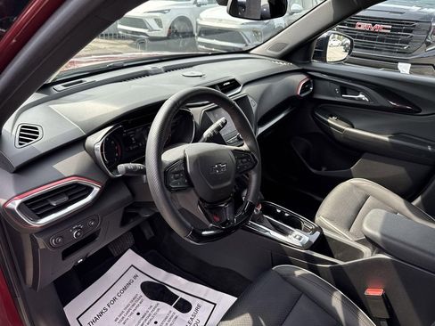 Used 2022 Chevrolet TrailBlazer RS image 10