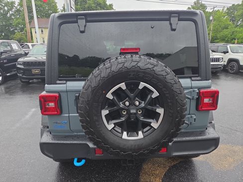 Certified 2025 Jeep Wrangler Unlimited Rubicon 4xe AWD/4WD image 5