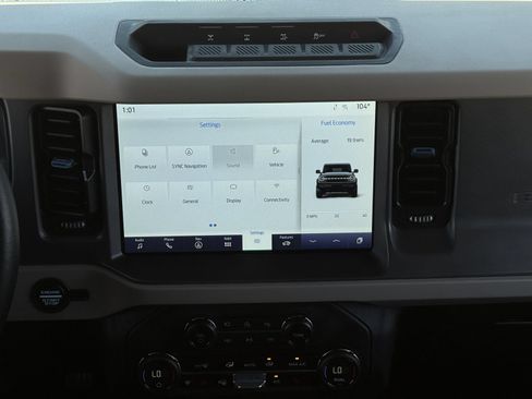 Used 2024 Ford Bronco Wildtrak AWD/4WD image 18