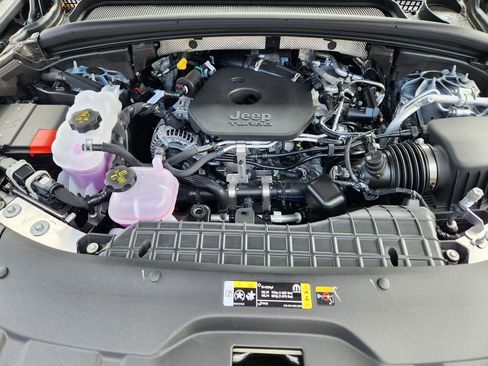 New 2026 Jeep Grand Cherokee Limited AWD/4WD image 31