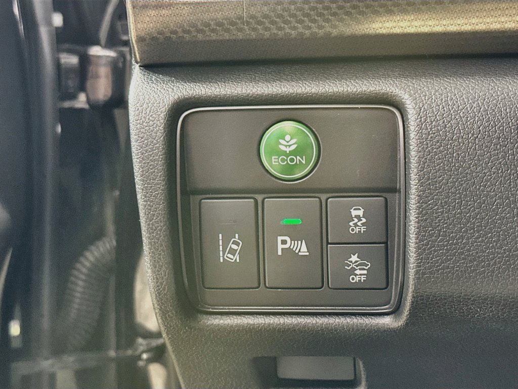 Used 2016 Honda Accord Touring image 12